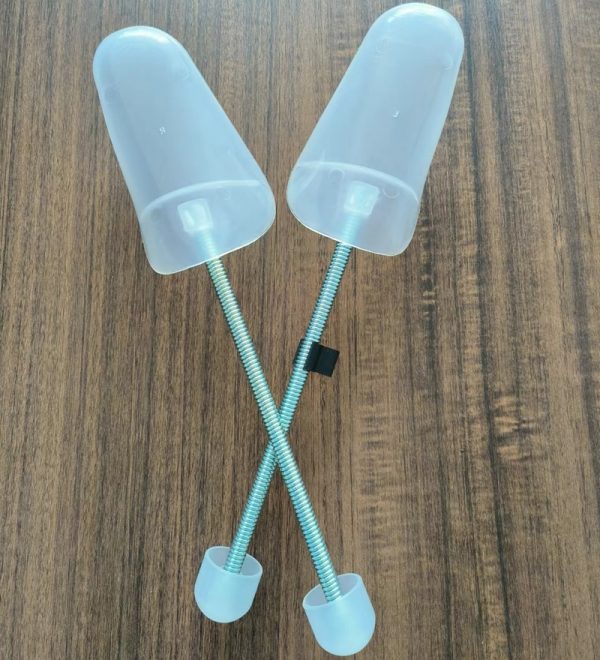 Plastic Spring Shoe Tree 17 e1715759006137