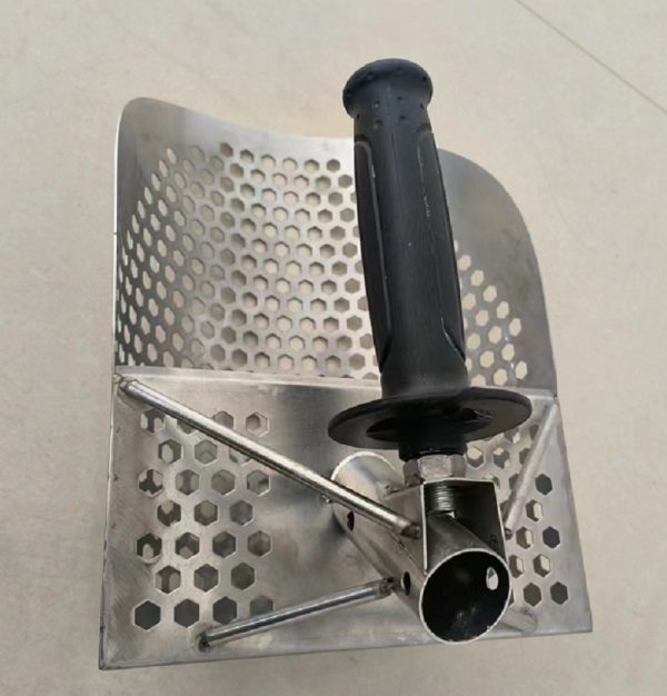 Metal Sand Scoop 17